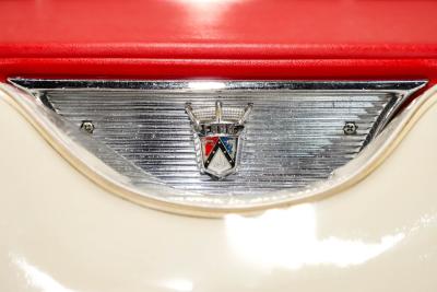 1957 Ford Fairlane 500 Skyliner