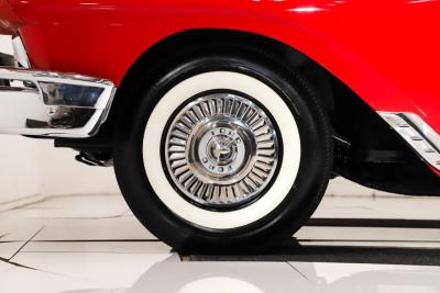 1957 Ford Fairlane 500 Skyliner