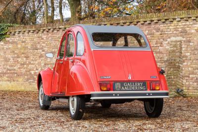 1985 Citro&euml;n Citro&euml;n 2CV6 AZKA &ldquo;Rouge Vallelunga&rdquo;