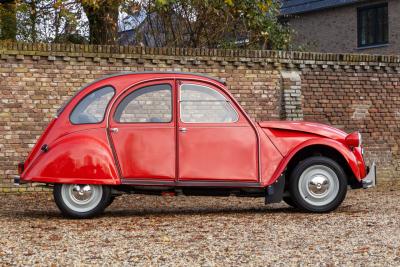 1985 Citro&euml;n Citro&euml;n 2CV6 AZKA &ldquo;Rouge Vallelunga&rdquo;