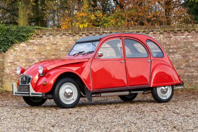 1985 Citro&euml;n Citro&euml;n 2CV6 AZKA &ldquo;Rouge Vallelunga&rdquo;