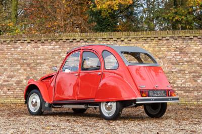 1985 Citro&euml;n Citro&euml;n 2CV6 AZKA &ldquo;Rouge Vallelunga&rdquo;