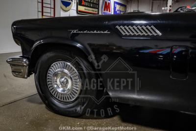 1957 Ford Thunderbird