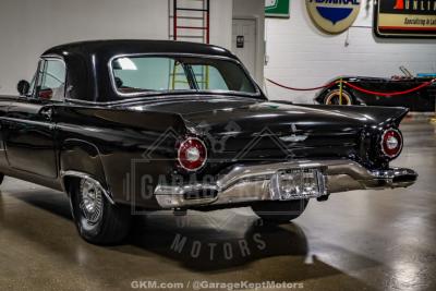 1957 Ford Thunderbird