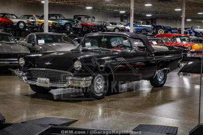 1957 Ford Thunderbird