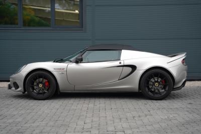 2022 Lotus Elise