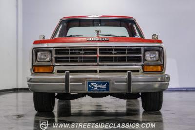 1987 Dodge Ram 150 LE Restomod