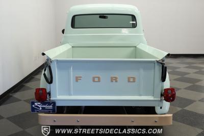 1954 Ford F-1 Restomod