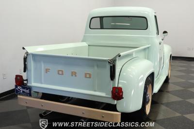 1954 Ford F-1 Restomod