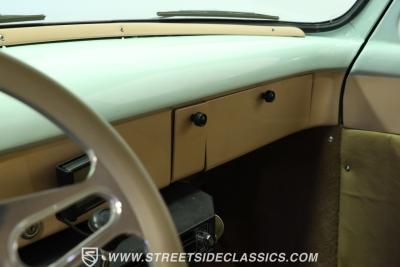 1954 Ford F-1 Restomod