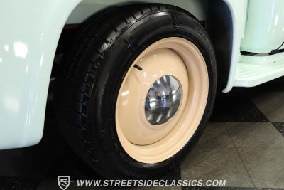 1954 Ford F-1 Restomod