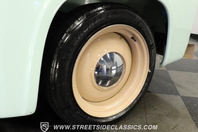 1954 Ford F-1 Restomod