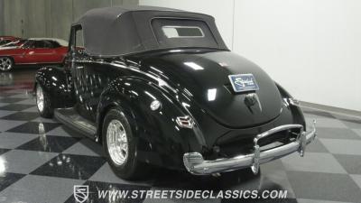 1940 Ford Deluxe Convertible