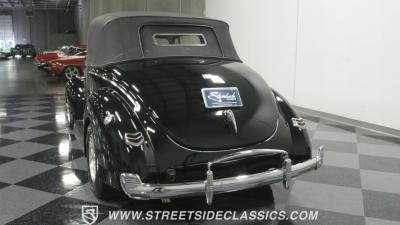 1940 Ford Deluxe Convertible