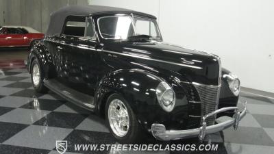 1940 Ford Deluxe Convertible