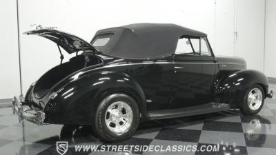 1940 Ford Deluxe Convertible