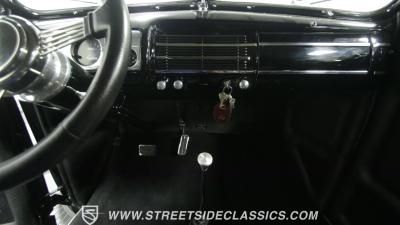 1940 Ford Deluxe Convertible