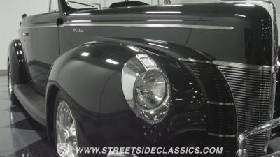1940 Ford Deluxe Convertible