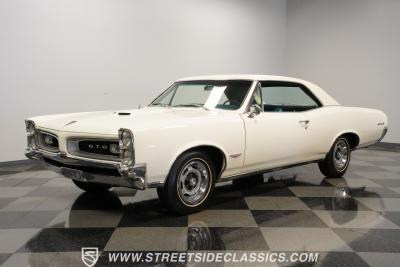 1966 Pontiac GTO Tri Power