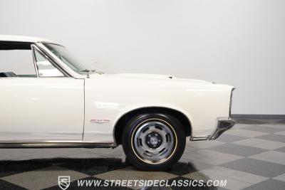 1966 Pontiac GTO Tri Power