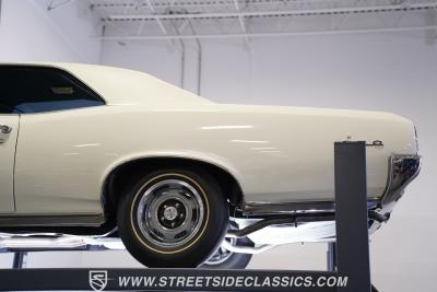 1966 Pontiac GTO Tri Power