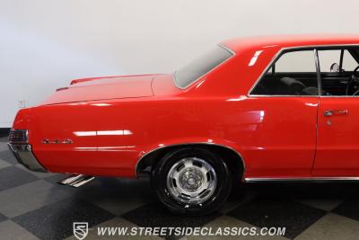 1965 Pontiac GTO Tri Power