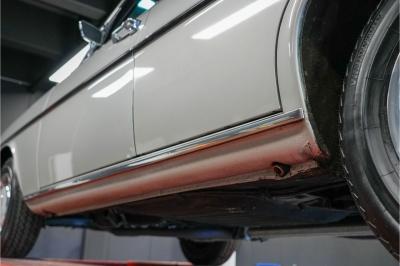 1972 Mercedes - Benz 200 series