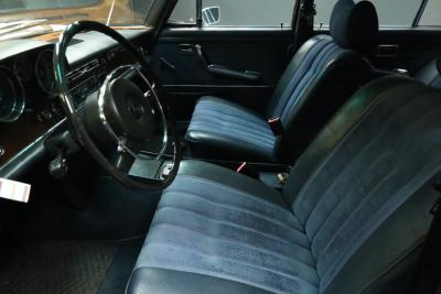 1970 Mercedes - Benz Mercedes Benz 280 SE Automatic &ldquo;Floor shifter&rdquo; Trade-in car