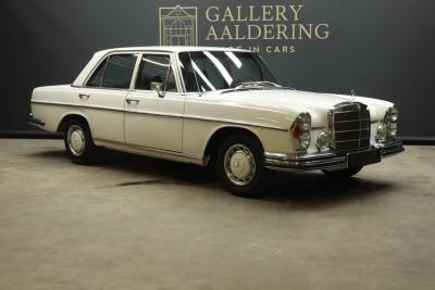 1970 Mercedes - Benz Mercedes Benz 280 SE Automatic &ldquo;Floor shifter&rdquo; Trade-in car
