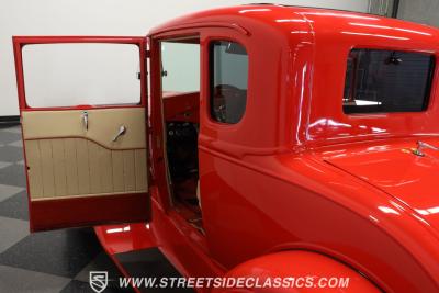 1931 Ford 5-Window Coupe