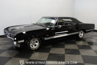1966 Oldsmobile Starfire