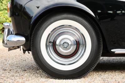 1965 Rolls - Royce Silver Cloud III &ldquo;With Radford cocktail cabinets&rdquo; Only 21000 Miles