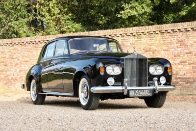 1965 Rolls - Royce Silver Cloud III &ldquo;With Radford cocktail cabinets&rdquo; Only 21000 Miles