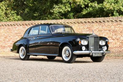 1965 Rolls - Royce Silver Cloud III &ldquo;With Radford cocktail cabinets&rdquo; Only 21000 Miles