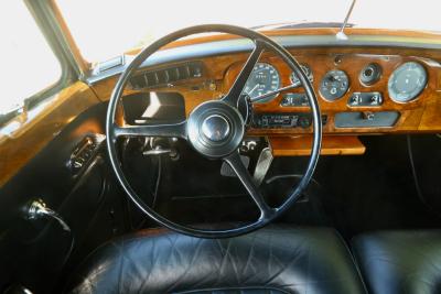1965 Rolls - Royce Silver Cloud III &ldquo;With Radford cocktail cabinets&rdquo; Only 21000 Miles