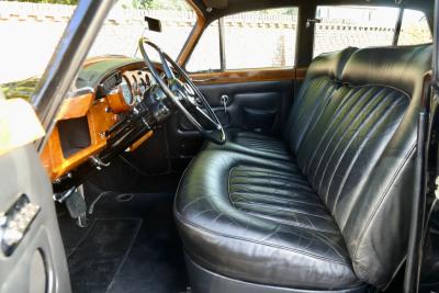 1965 Rolls - Royce Silver Cloud III &ldquo;With Radford cocktail cabinets&rdquo; Only 21000 Miles