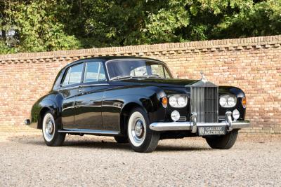 1965 Rolls - Royce Silver Cloud III &ldquo;With Radford cocktail cabinets&rdquo; Only 21000 Miles
