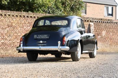 1965 Rolls - Royce Silver Cloud III &ldquo;With Radford cocktail cabinets&rdquo; Only 21000 Miles