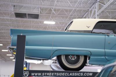 1959 Ford Thunderbird