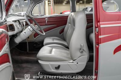 1940 Ford Tudor Sedan Streetrod