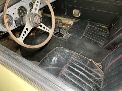 1970 MG B GT to restore &#039;&#039;70