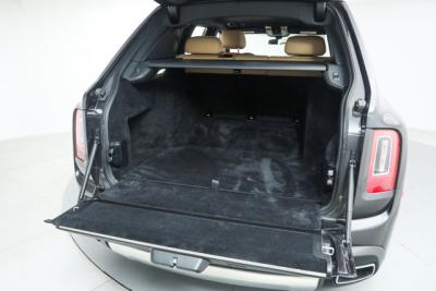 2022 Rolls - Royce Cullinan