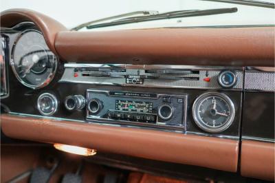 1970 Mercedes - Benz 280 SL Pagoda