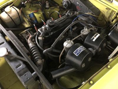 1975 MG B convertible