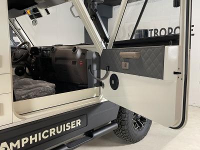 2023 Toyota amphicruser