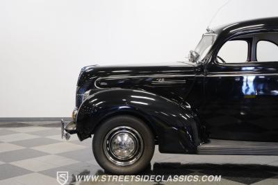 1939 Ford Deluxe Business Coupe