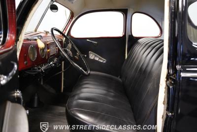 1939 Ford Deluxe Business Coupe