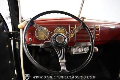 1939 Ford Deluxe Business Coupe