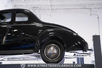 1939 Ford Deluxe Business Coupe