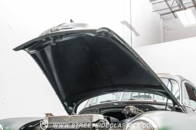 1952 Chevrolet Fleetline Patina Restomod